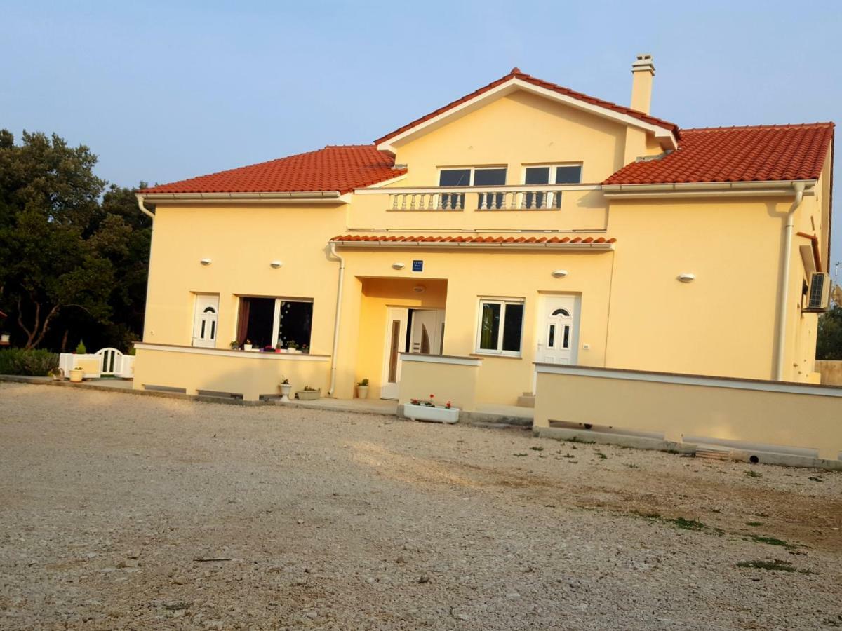 Apartmani "Sandro" Gonar راب المظهر الخارجي الصورة